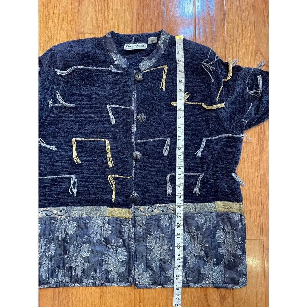 VTG Flashback Women's Navy Blue‎ Jacket with Embroidered Accents Floral Border M